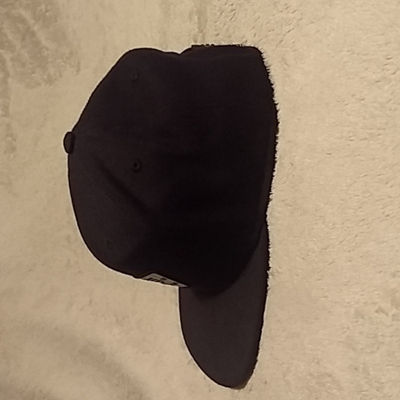 Vans hat - Picture 2 of 5